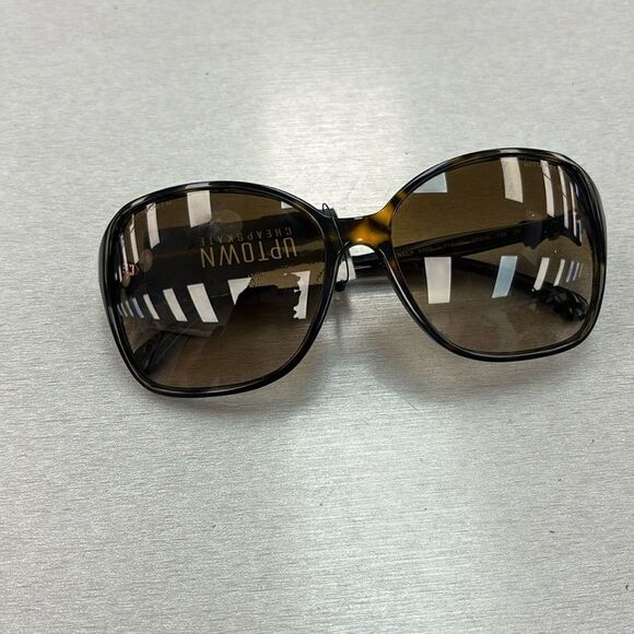 Chanel sunglasses  - Picture 1 of 4